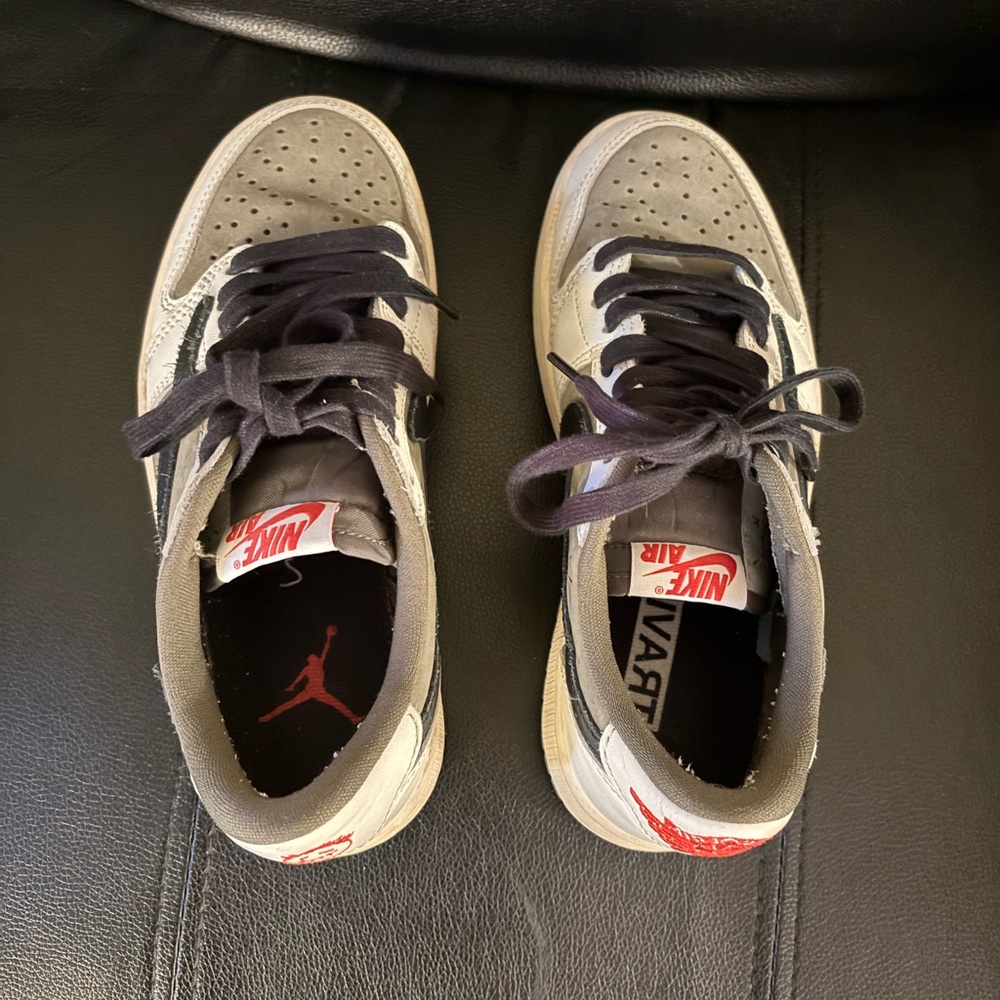 Travis Scott Low OG SP 'Olive' - Olive/Black/White - Picture 9 of 10
